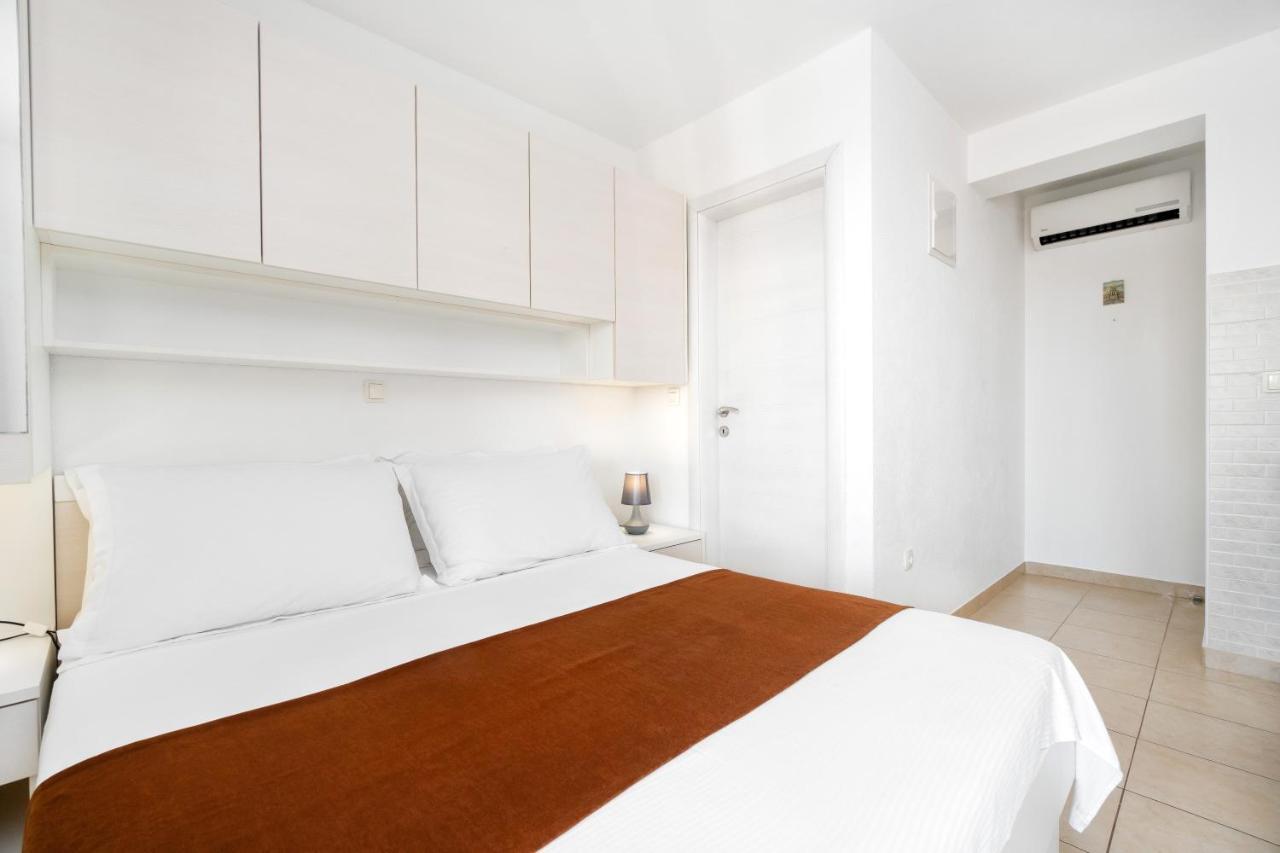 Apartments And Rooms Vuleta, Close To The Beach ماكارسكا المظهر الخارجي الصورة